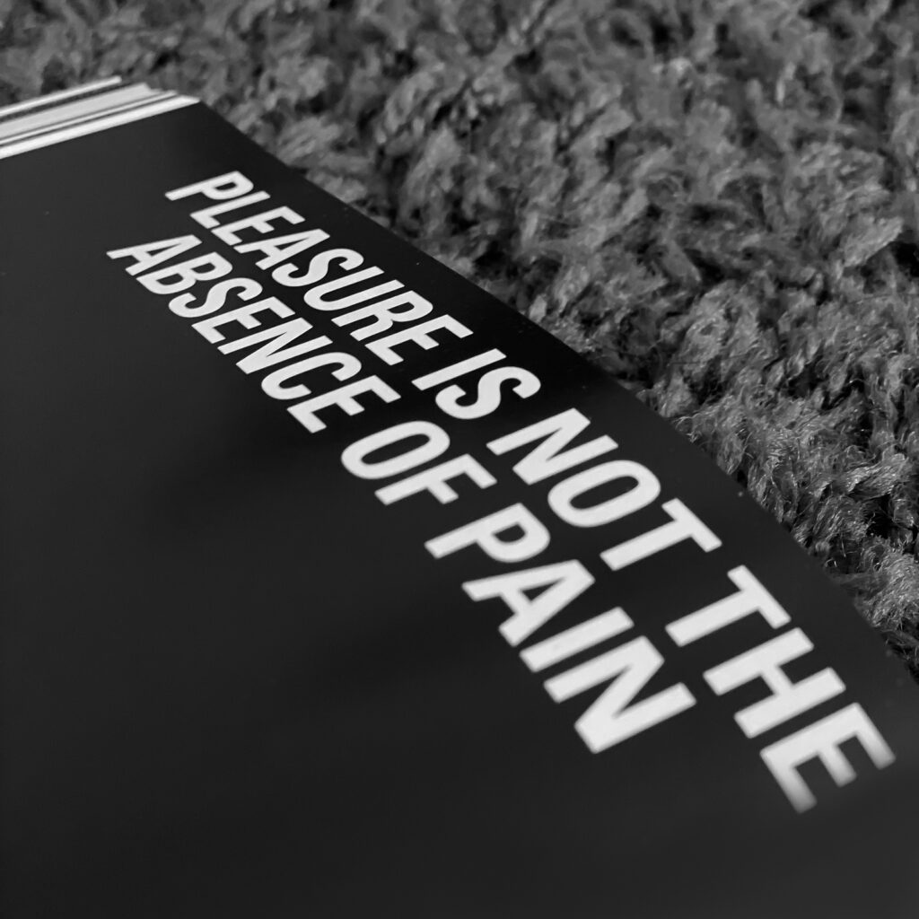 Werbeagentur, Agentur, Paladin, Design, Agentur-Paladin, Concept, @agenturpaladin, Remseck, Stuttgart, Ludwigsburg, Werbung, Start-Up, Retusche, Bildbearbeitung, Logo, Corporate Design, Kunst, Kreativ, Start-Up Agentur, Photoshop, InDesign, Illustrator, Layout, Publishing, Editorial, Photography, Agency, Design-Agency, Image, Marketing, Social Media Marketing, Print, Web, Online, Website, UX-Design, Webdesign, Web-Design, 0711, Project, Event, Post-Production, Creativity, Merchandise, Consulting, Beratung, Buch, Reproduktion, Offset, Retusche, Post Production, Retouching, Book Design, Art, Kunst, Print, Druck, Fotografie, photography, sculptor, Tamara Suhr, Peter Hermann, Bronze, Holz, Wood, Contemporary Art, Katalog, 2020, 2021, Architekt, Bildhauer, Sculpturer, Sculpture, Plastik, Kleinplastik, Figur, Figuren, Figurines, Figures, arnoldscheartpublishers, agenturpaladin ,designupdate, retouching ,postproduction, weloveart, art, artpublishing, artbook, beyondthepain, contemporaryart, printlives, exhibition, onlineexhibition, galeriestadtsindelfingen, madeleinefrey, pain, schmerz, quotes, artistic, physicalpain, psychologicalpain, blackbox, installation, photography, conceptualart, videoart, catalogue, gallery, visualarts